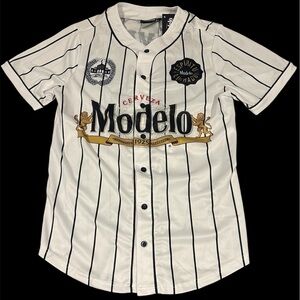 Cerveza Modelo Beer Baseball Jersey Men's Pinstripe Short Sleeve‎ Small NWT